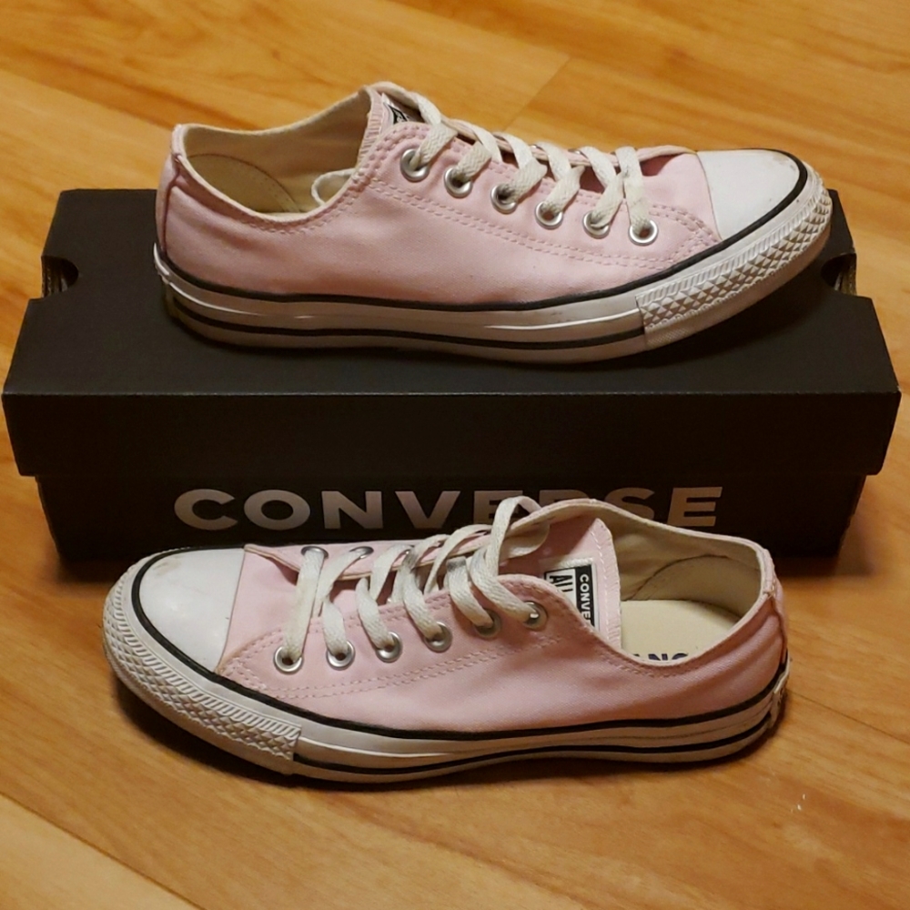 pink low converse